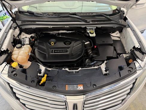 Used 2015 Lincoln MKC FWD w/ Equipment Group 101A Select image 15