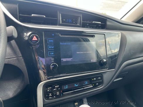 Used 2019 Toyota Corolla LE w/ Carpet Mat Package (TMS) image 11