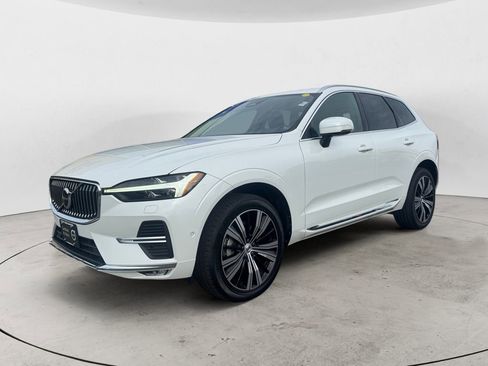 Certified 2023 Volvo XC60 B5 Plus AWD/4WD image 2
