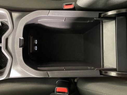 Certified 2025 Toyota RAV4 LE image 23