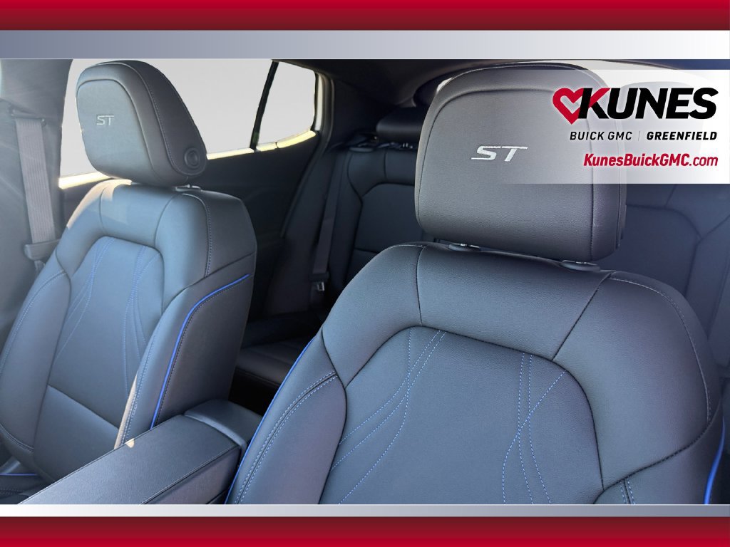 New 2026 Buick Envista Sport Touring w/ Convenience I Package FWD image 21