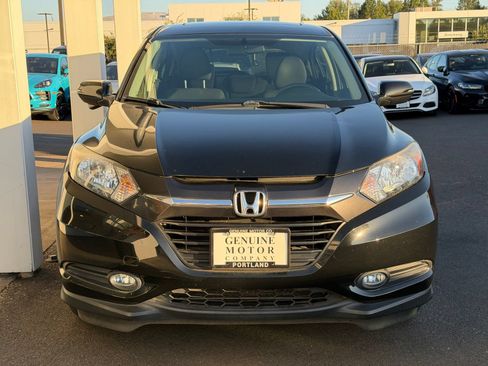 Used 2016 Honda HR-V EX image 2