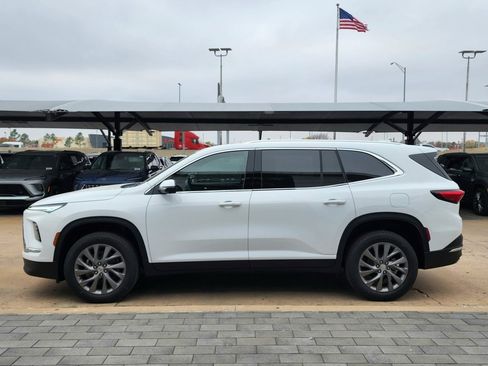 New 2026 Buick Enclave Preferred image 7