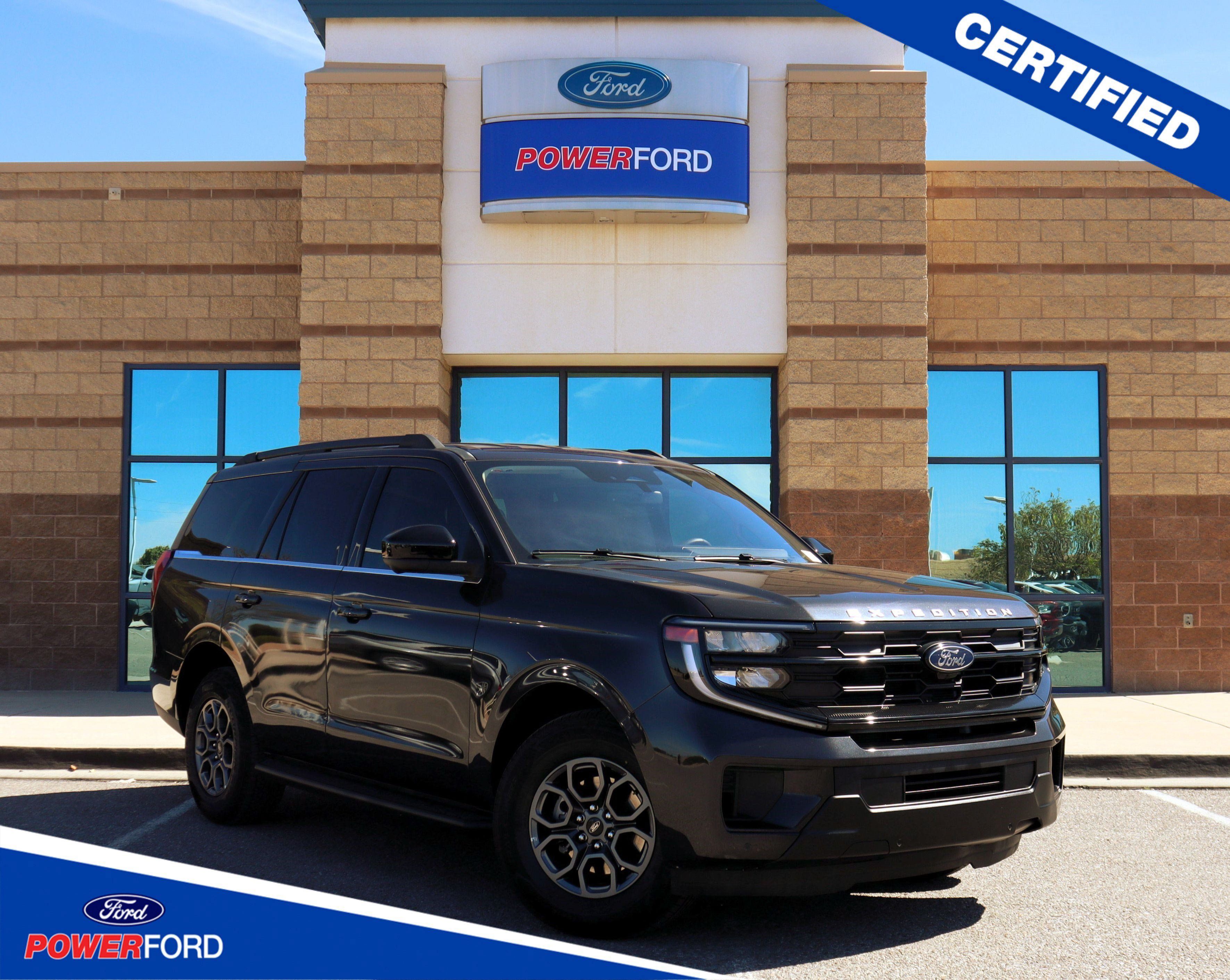 Used 2025 Ford Expedition Active AWD/4WD image 1