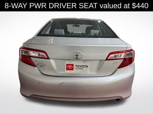 Used 2012 Toyota Camry LE image 4