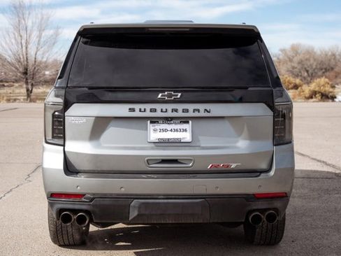 Used 2025 Chevrolet Suburban RST w/ Comfort Package image 6