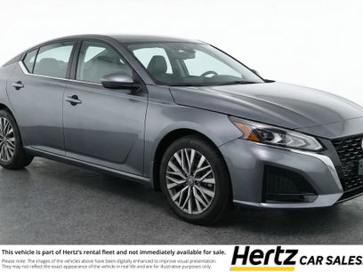 Used 2025 Nissan Altima 2.5 SV