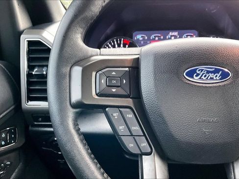 Used 2020 Ford Expedition XLT w/ Equipment Group 202A RWD image 10