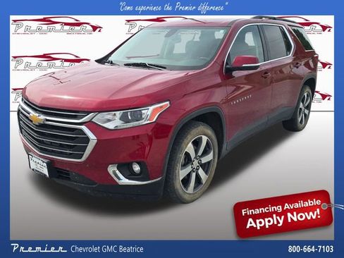 Used 2019 Chevrolet Traverse LT w/ LT Premium Package FWD image 1