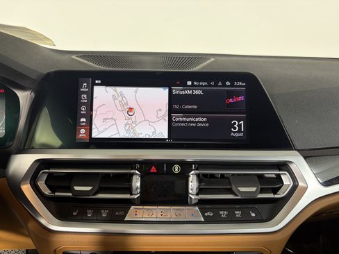 Certified 2022 BMW 330i xDrive Sedan w/ Premium Package 2 AWD/4WD image 13