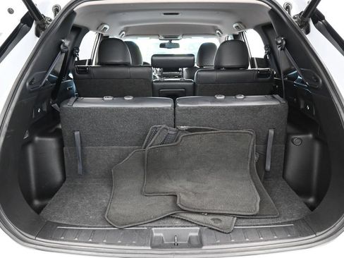 Used 2024 Mitsubishi Outlander SEL FWD image 34