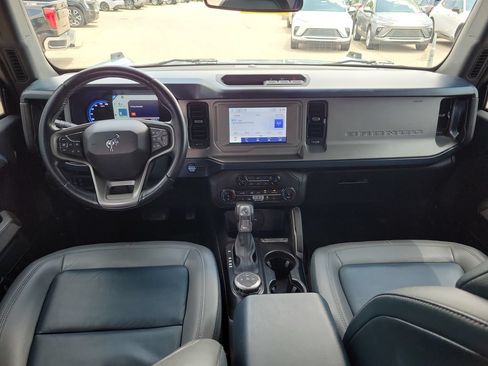 Used 2022 Ford Bronco Outer Banks AWD/4WD image 10