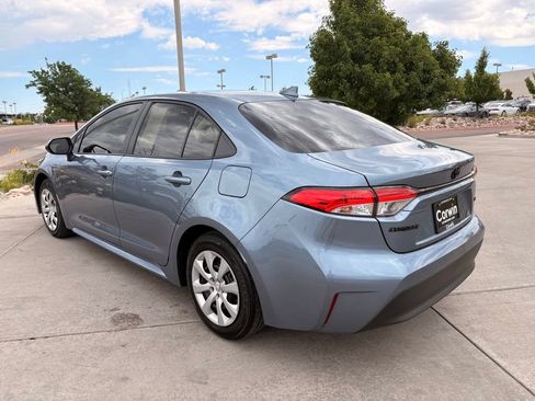 Used 2026 Toyota Corolla LE FWD image 5