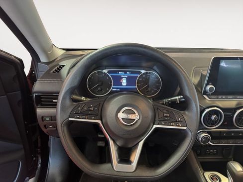 Used 2025 Nissan Sentra SV FWD image 12