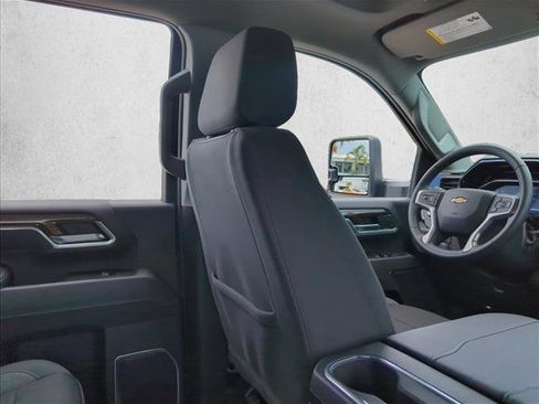 Used 2025 Chevrolet Silverado 3500 LT w/ All Star Edition image 23