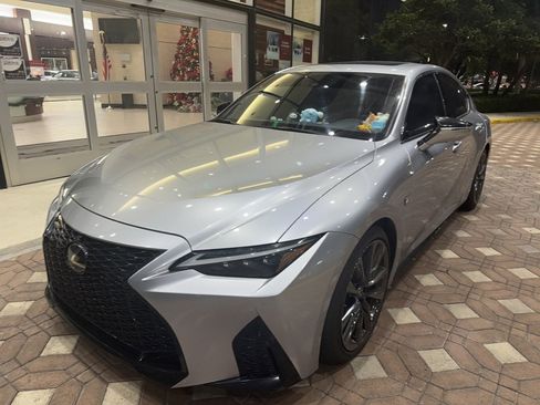 Used 2023 Lexus IS 350 F Sport image 4