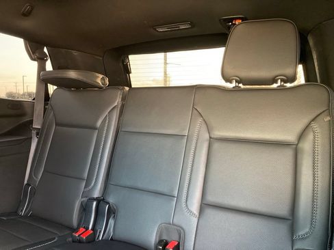 Used 2023 GMC Yukon Denali w/ Max Trailering Package AWD/4WD image 11