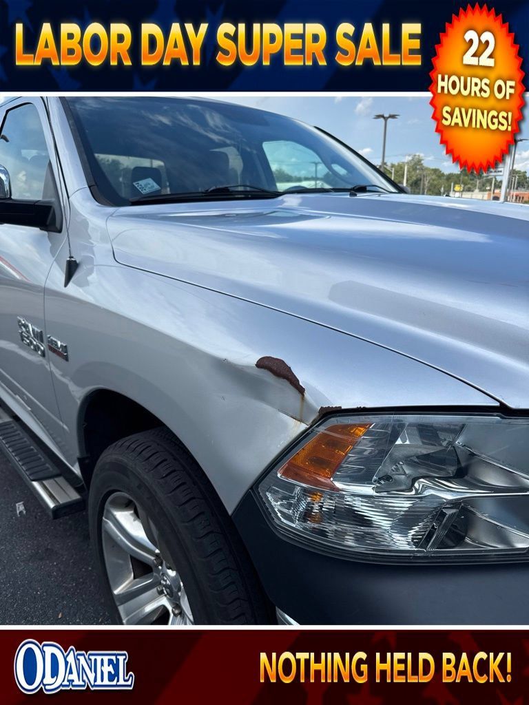Used 2017 RAM 1500 ST w/ SXT Appearance Group AWD/4WD image 5