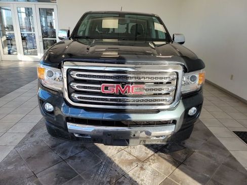 Used 2017 GMC Canyon SLT w/ Driver Alert Package image 4