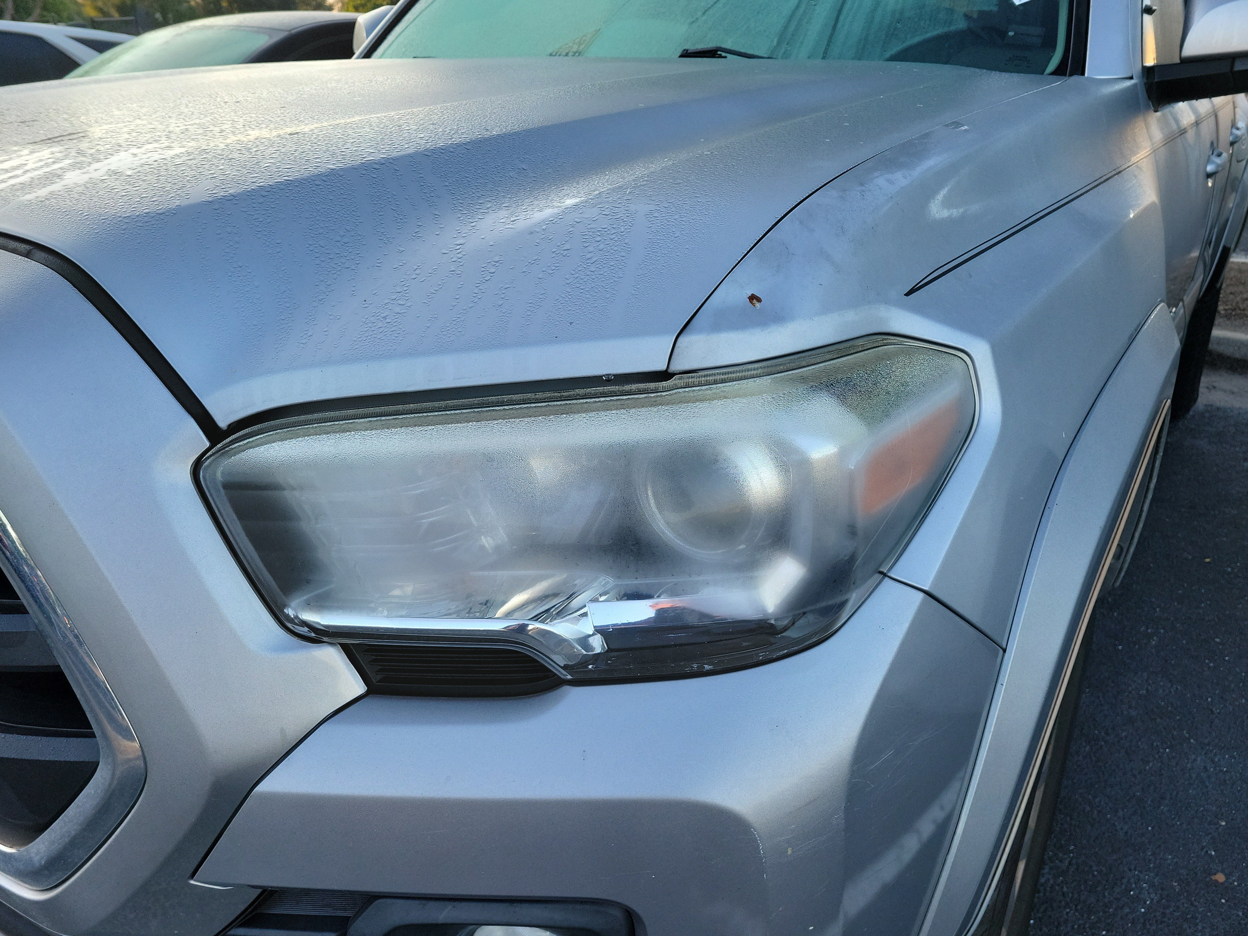 Used 2018 Toyota Tacoma SR5 RWD image 4