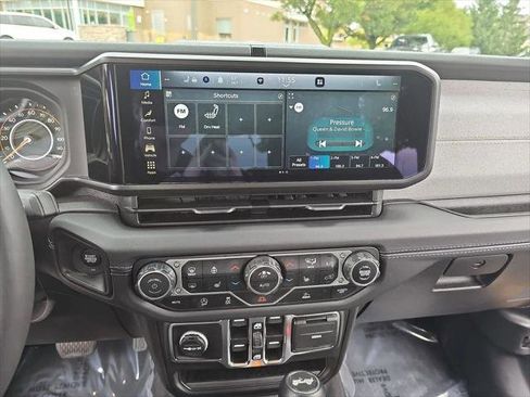 Certified 2024 Jeep Wrangler Sahara image 19