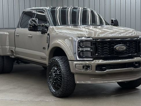 Used 2026 Ford F450 Platinum w/ Platinum Plus Package AWD/4WD image 7
