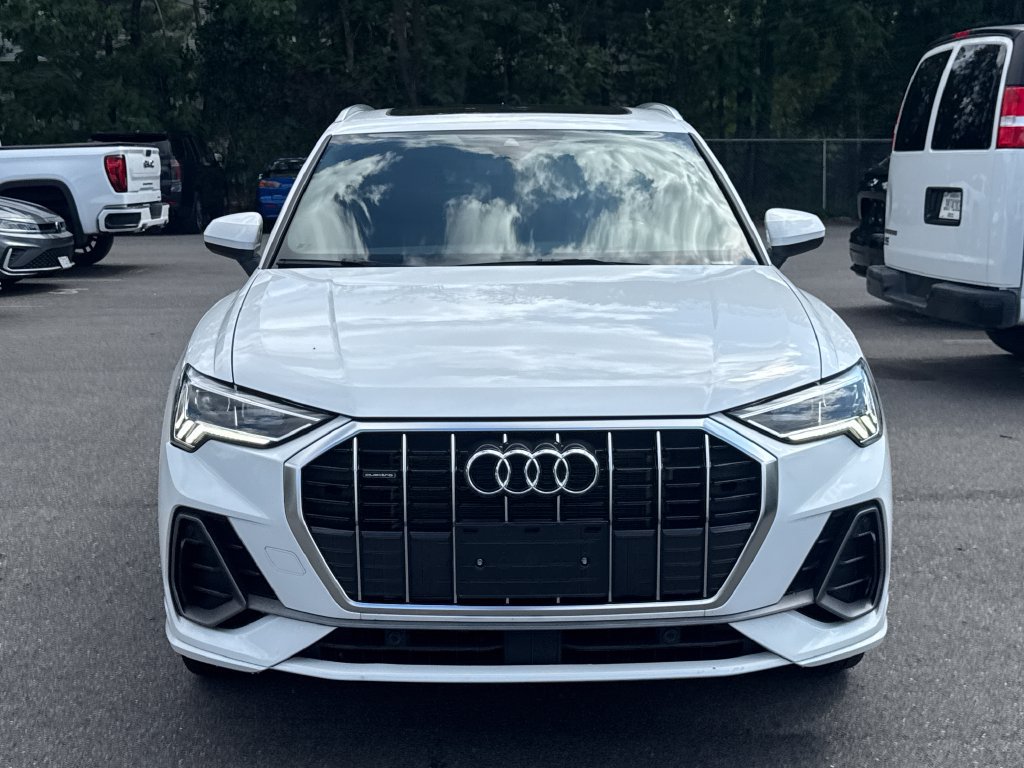 Used 2024 Audi Q3 2.0T Premium AWD/4WD image 2