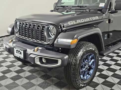 New 2026 Jeep Gladiator Sport AWD/4WD image 11