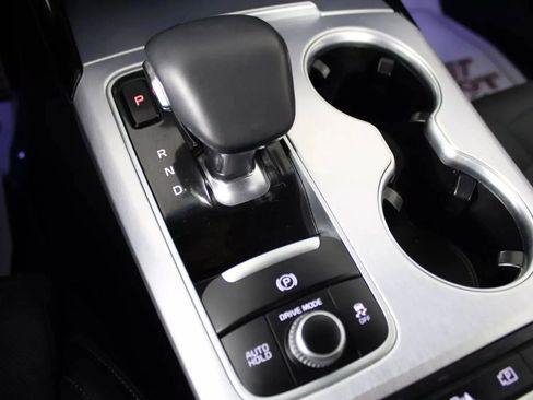 Used 2022 Kia Stinger GT2 image 26