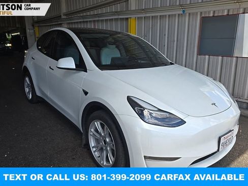 Used 2023 Tesla Model Y Long Range AWD/4WD image 8
