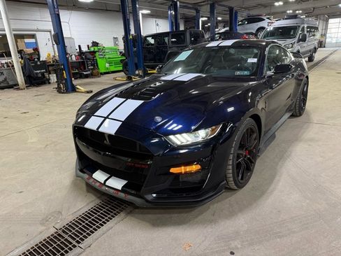 Used 2021 Ford Mustang Shelby GT500 w/ Technology Package image 4