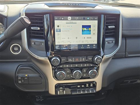 Used 2024 RAM 2500 Laramie w/ Safety Group image 17