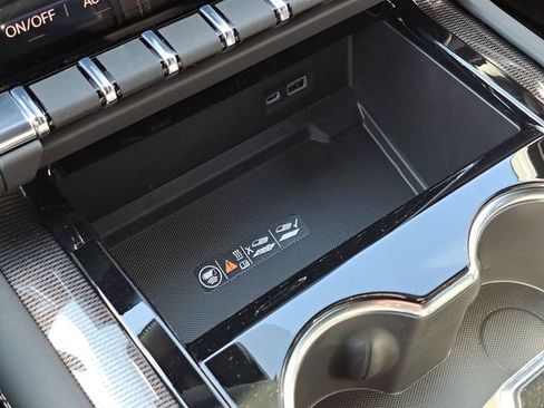 New 2026 GMC Yukon XL Elevation image 25