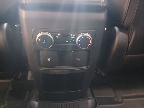 Used 2021 Ford Explorer XLT w/ Equipment Group 202A image 35