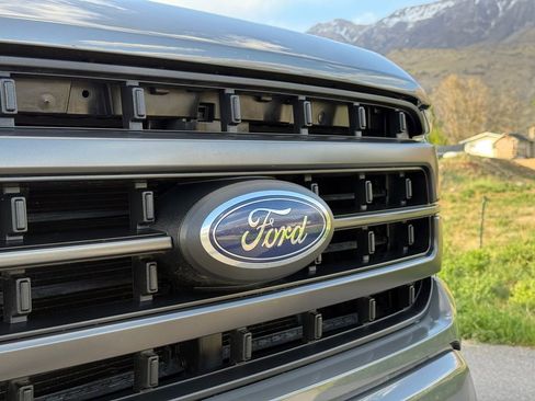 Used 2021 Ford F150 Lariat w/ Equipment Group 502A High AWD/4WD image 15