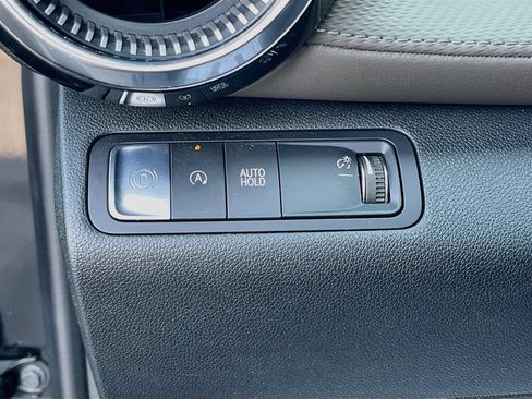 Used 2026 Chevrolet Equinox LT w/ Convenience Package II FWD image 20