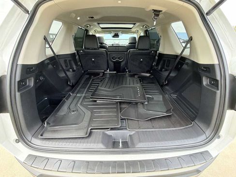 Used 2023 Honda Pilot Touring image 29