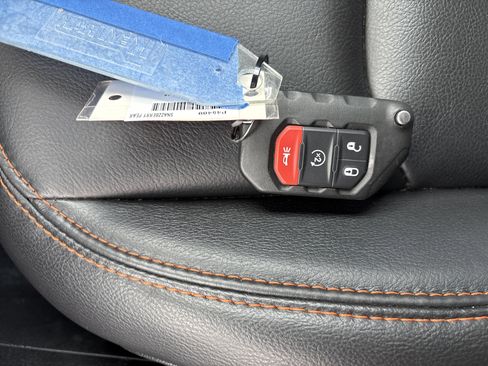 Certified 2022 Jeep Gladiator Mojave w/ LED Lighting Group image 38