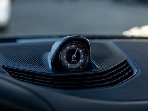 Used 2025 Porsche Taycan image 51