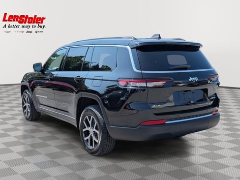 Used 2025 Jeep Grand Cherokee L Limited image 3