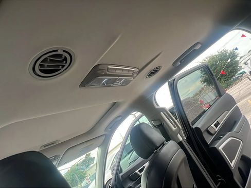 Used 2020 Kia Telluride S FWD image 30