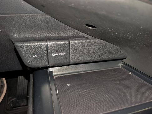 Used 2020 Toyota Camry LE FWD image 41