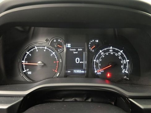 Used 2020 Toyota 4Runner SR5 image 10