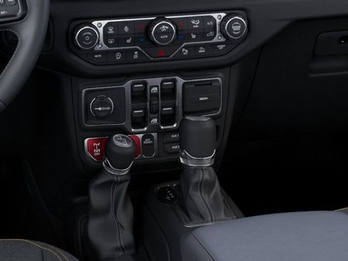 New 2025 Jeep Gladiator Willys image 26