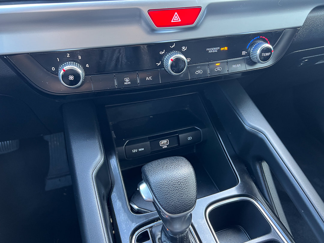 Used 2020 Kia Telluride LX AWD/4WD image 28