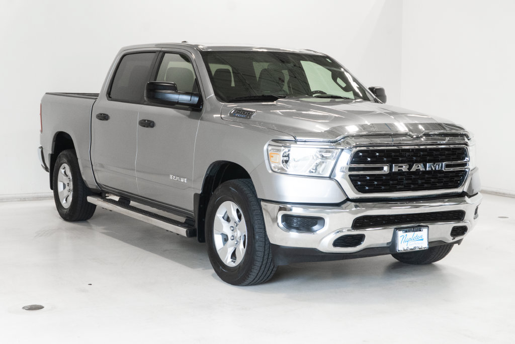 Used 2023 RAM 1500 Big Horn AWD/4WD image 6