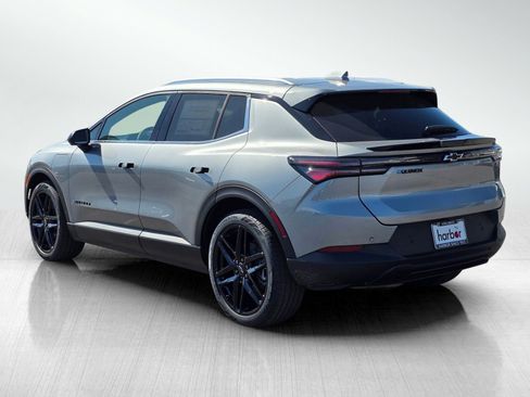 New 2026 Chevrolet Equinox EV LT w/ LPO, Blackout Package image 5