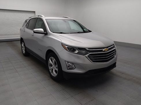 Used 2018 Chevrolet Equinox Premier FWD image 13