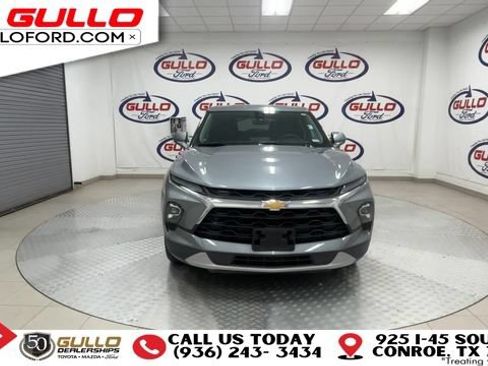 Used 2024 Chevrolet Blazer LT w/ Driver Confidence Package FWD image 3