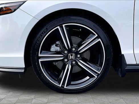 Used 2025 Honda Accord Sport image 24